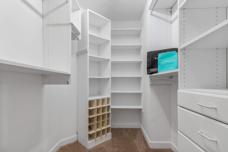Tips for a Tidy Closet That Stays Organized